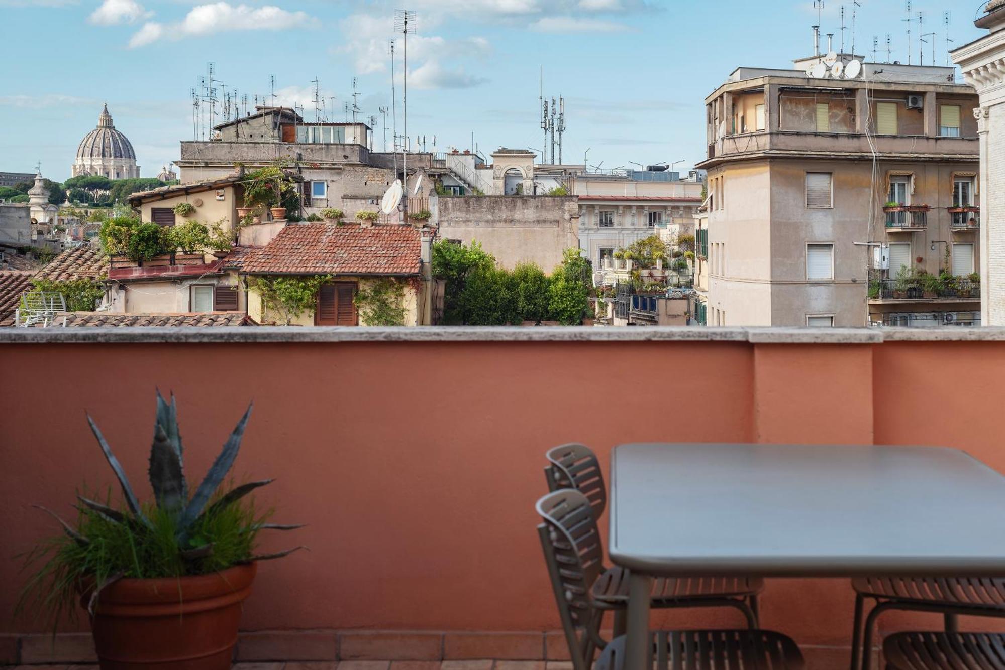 Apartment With Terrace In Via Del Pellegrino - Fromhometoרומא מראה חיצוני תמונה