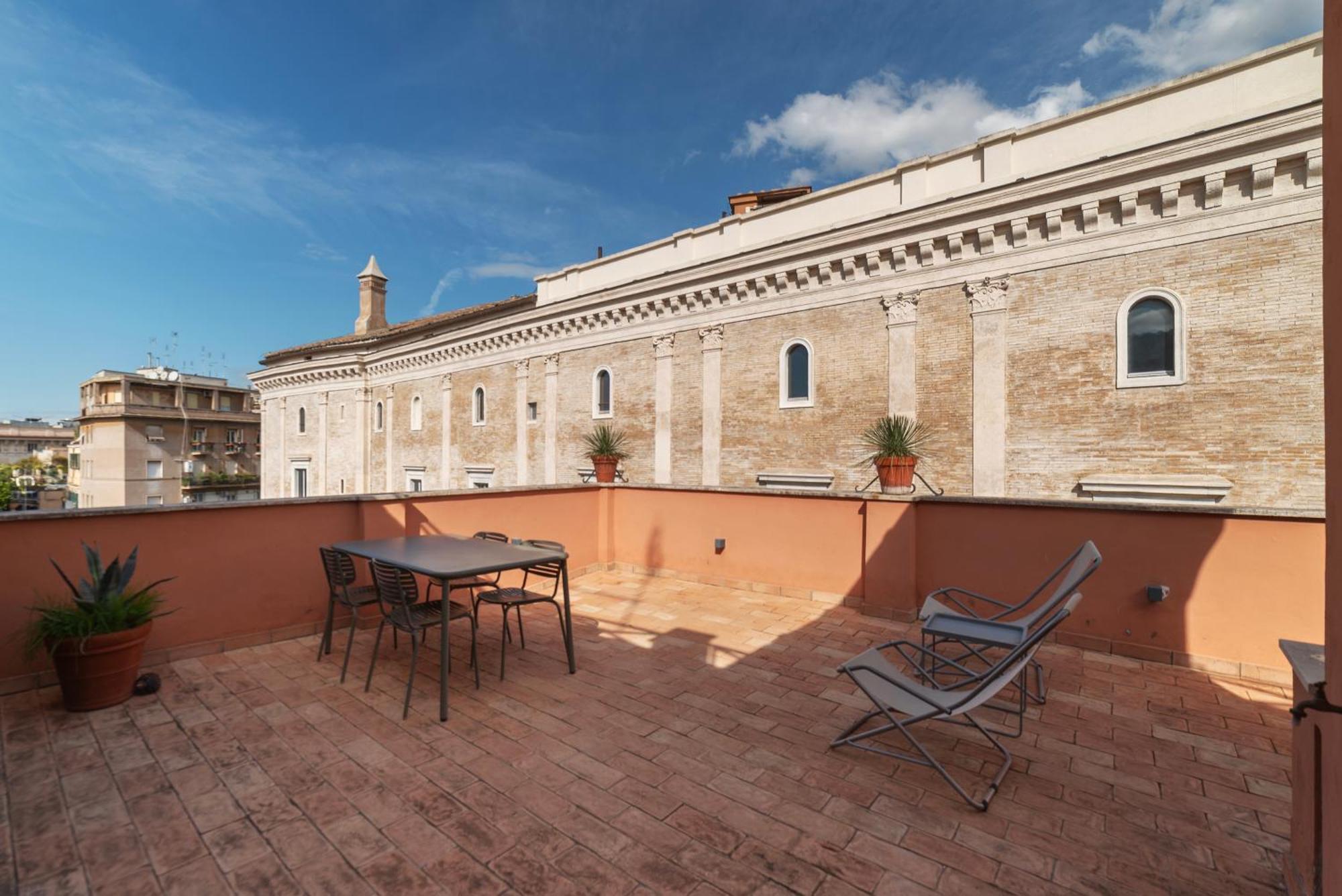 Apartment With Terrace In Via Del Pellegrino - Fromhometoרומא מראה חיצוני תמונה