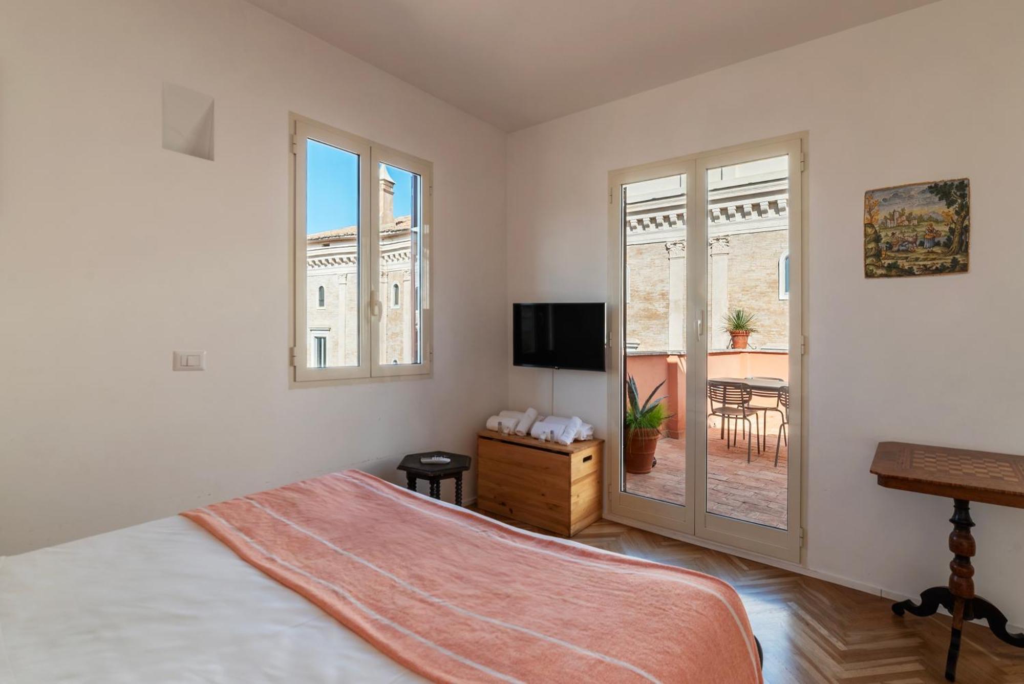 Apartment With Terrace In Via Del Pellegrino - Fromhometoרומא מראה חיצוני תמונה